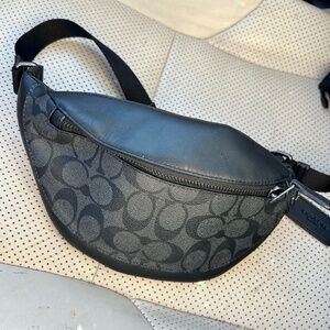 Coach Warren mini belt bag in signature canvas black